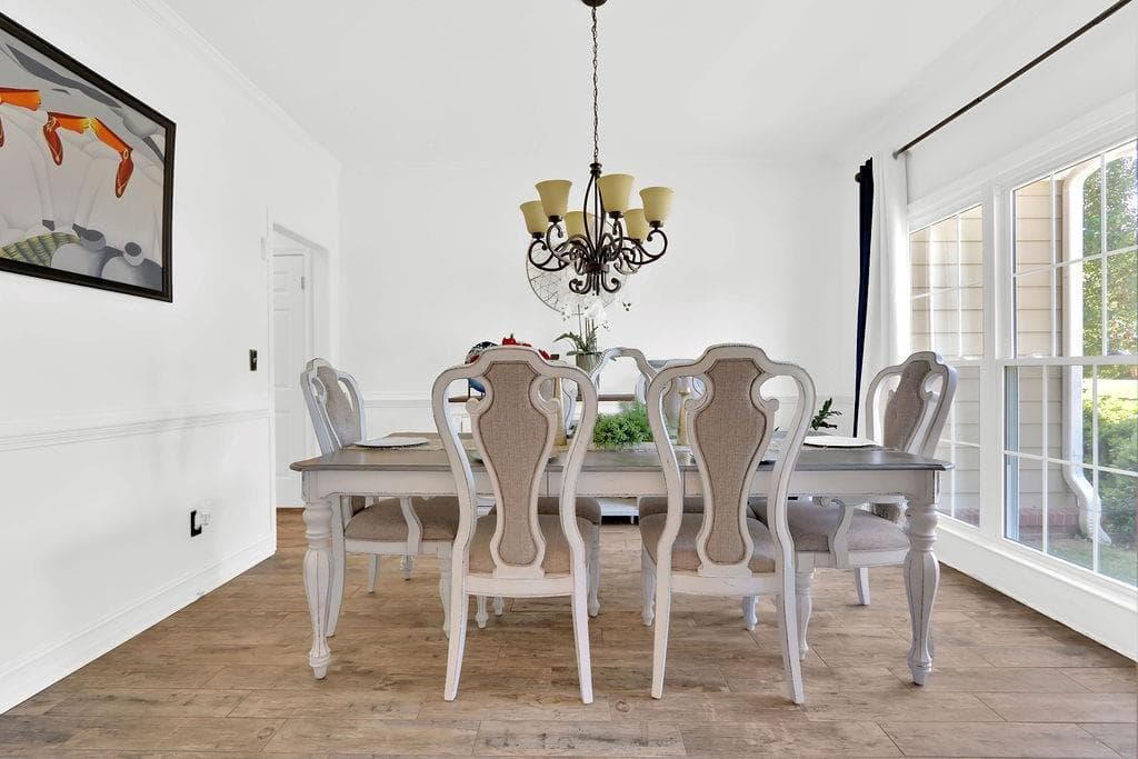 5 bedroom, 4 bathroom, 3,464 sq ft single family residence for sale at 704 Highland Ridge Pointe, Lawrenceville, GA 30045 — photo 7