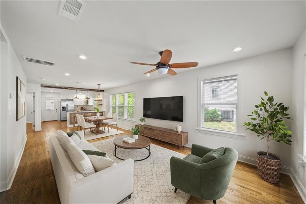 3 bedroom, 2 bathroom, 1,390 sq ft single family residence for rent at 1060 Regent Street, Atlanta, GA 30310 for $2,200 a month — photo 1 of 42