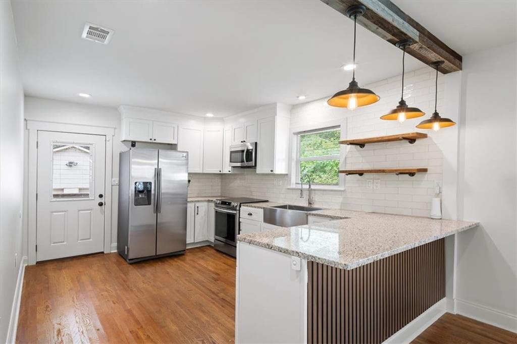 3 bedroom, 2 bathroom, 1,390 sq ft single family residence for rent at 1060 Regent Street, Atlanta, GA 30310 for $2,200 a month — photo 7