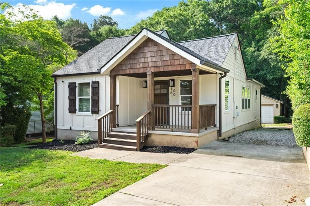 3 bedroom, 2 bathroom, 1,390 sq ft single family residence for rent at 1060 Regent Street, Atlanta, GA 30310 for $2,200 a month — photo 10