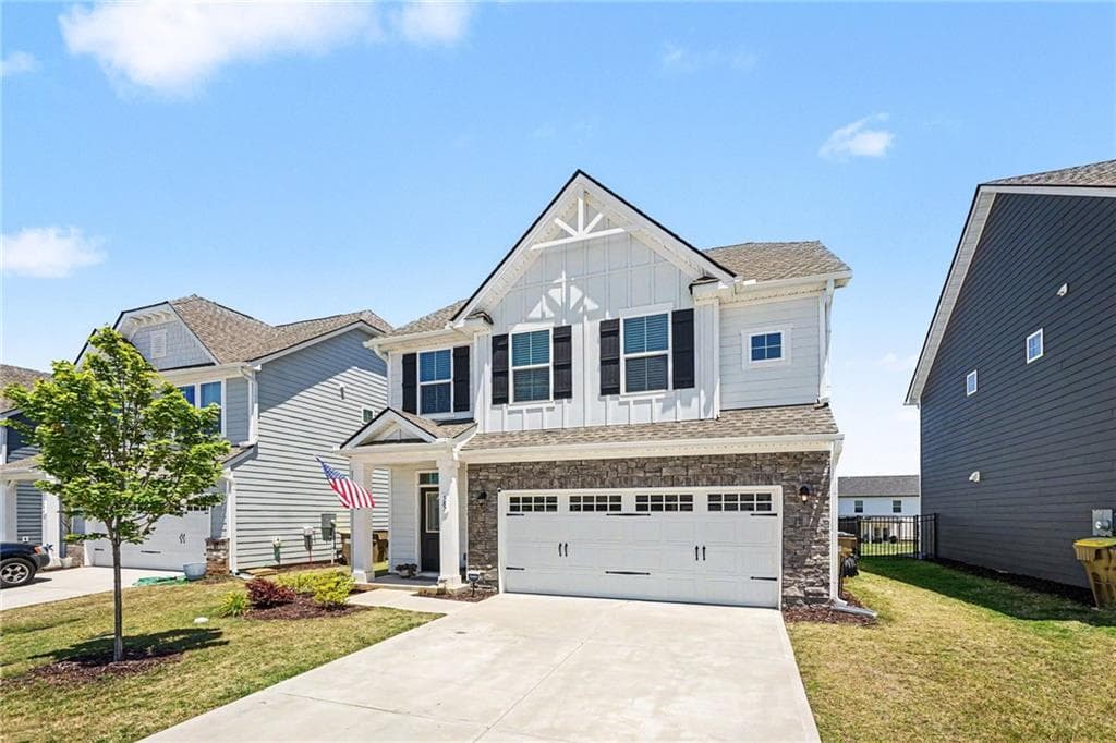 3 bedroom, 3 bathroom, 1,948 sq ft single family residence for sale at 587 Gunter Drive, Hoschton, GA 30548 — photo 2