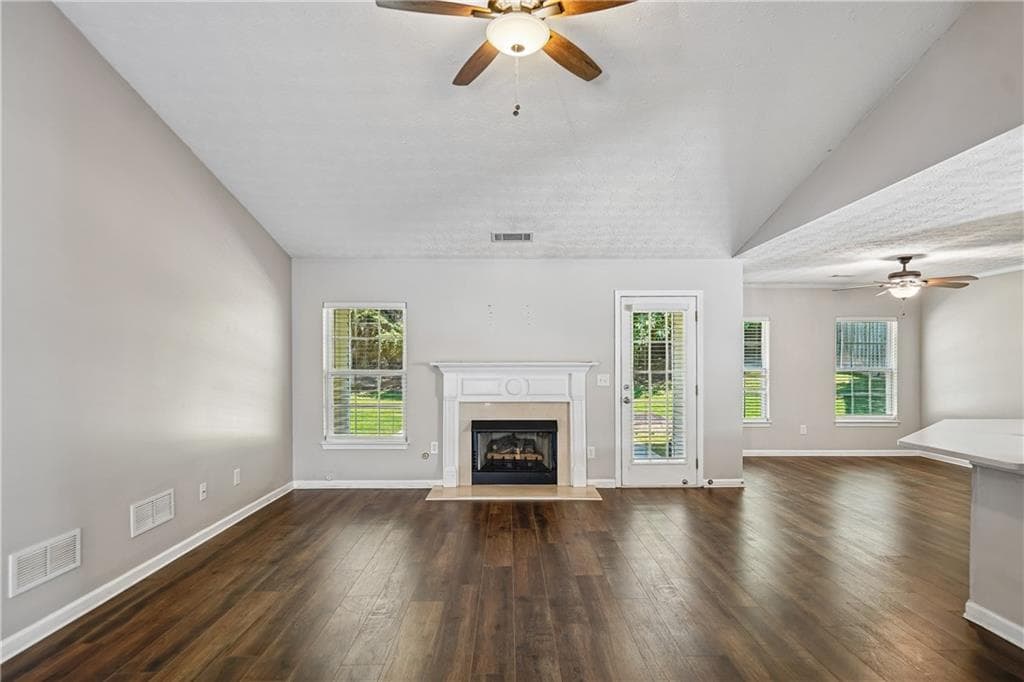3 bedroom, 2 bathroom, 1,856 sq ft single family residence for sale at 2213 Skylar Leigh Drive, Buford, GA 30518 — photo 3