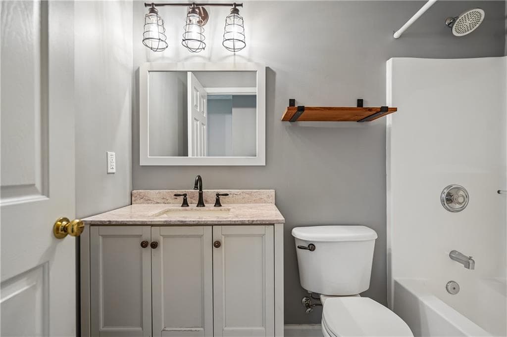 3 bedroom, 2 bathroom, 1,856 sq ft single family residence for sale at 2213 Skylar Leigh Drive, Buford, GA 30518 — photo 6