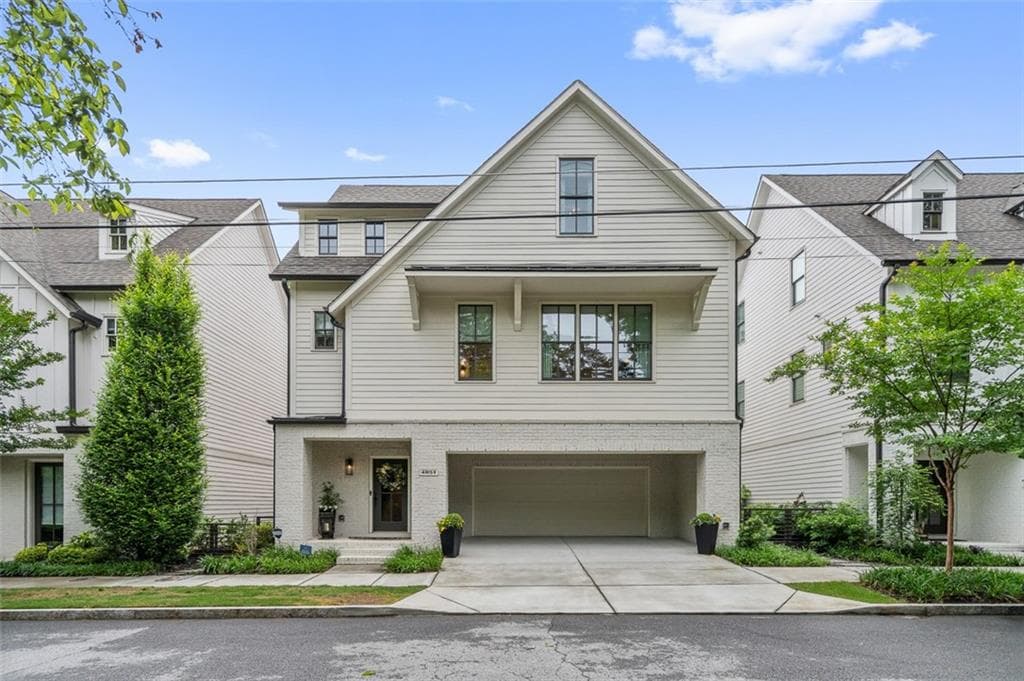4 bedroom, 5 bathroom, 3,001 sq ft single family residence sold at 4051 Haverhill Drive, Atlanta, GA 30342
