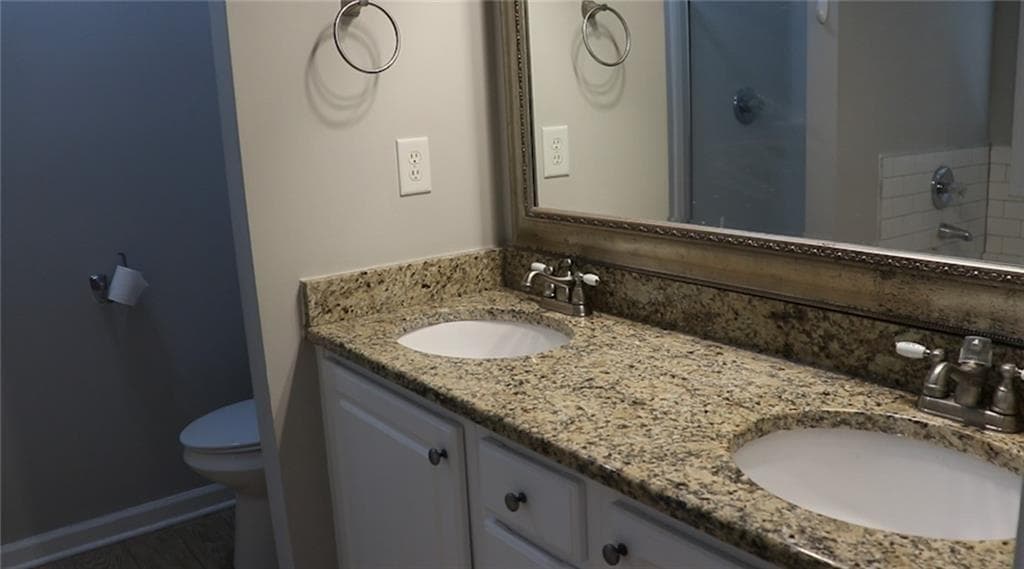 3 bedroom, 2 bathroom single family residence for rent at 1091 Pine Acre Drive, Sugar Hill, GA 30518 for $2,500 a month — photo 3