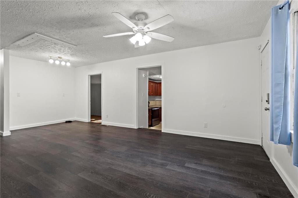 4 bedroom, 2 bathroom, 1,638 sq ft single family residence for rent at 317 Argus Circle, Atlanta, GA 30331 for $1,750 a month — photo 7