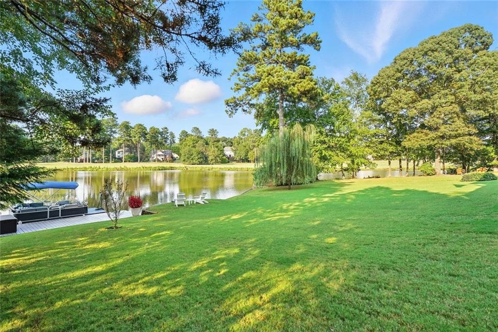 5 bedroom, 4 bathroom, 4,575 sq ft single family residence for sale at 3012 Catamaran Cove, Villa Rica, GA 30180 — photo 4