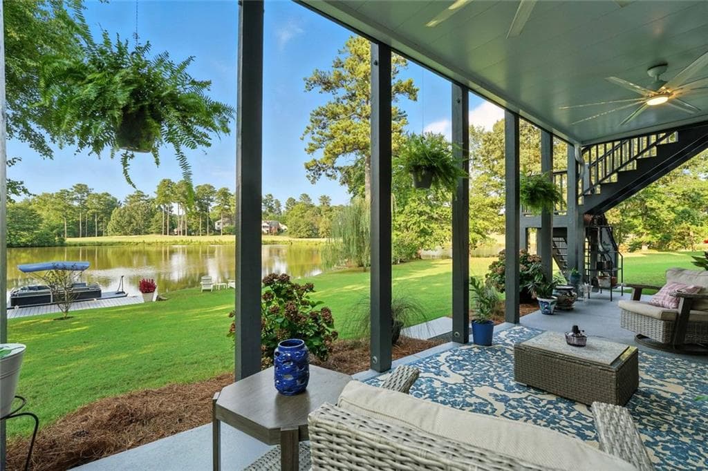 5 bedroom, 4 bathroom, 4,575 sq ft single family residence for sale at 3012 Catamaran Cove, Villa Rica, GA 30180 — photo 6