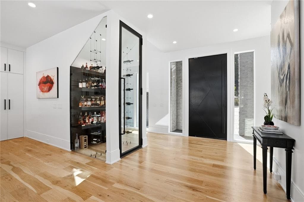 4 bedroom, 4 bathroom, 4,990 sq ft single family residence for sale at 1267 Thomas Circle, Roswell, GA 30075 — photo 8