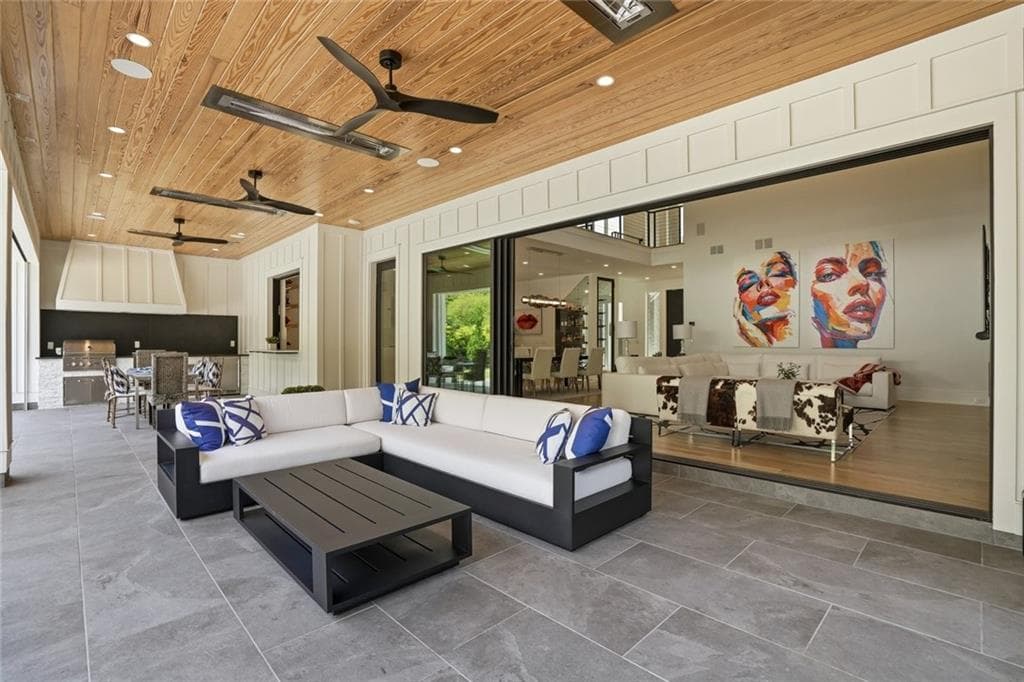 4 bedroom, 4 bathroom, 4,990 sq ft single family residence for sale at 1267 Thomas Circle, Roswell, GA 30075 — photo 4