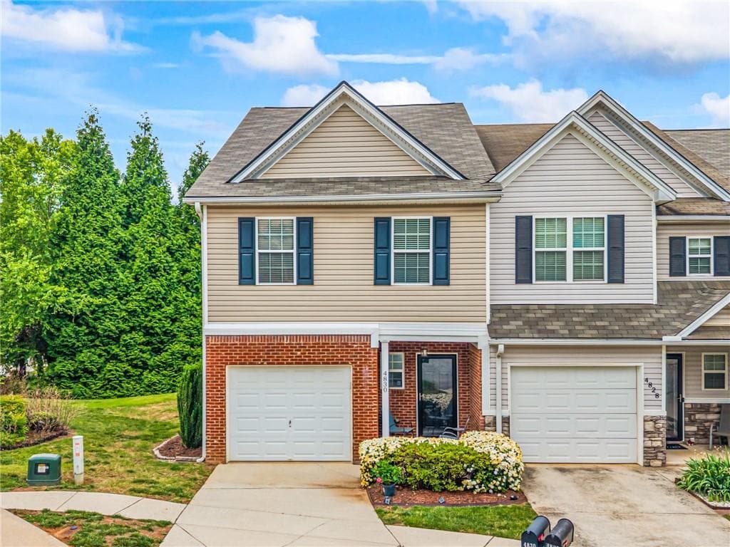 3 bedroom, 3 bathroom, 1,740 sq ft townhouse for sale at 4830 Zephyr Cove Place, Flowery Branch, GA 30542 — photo 1 of 35