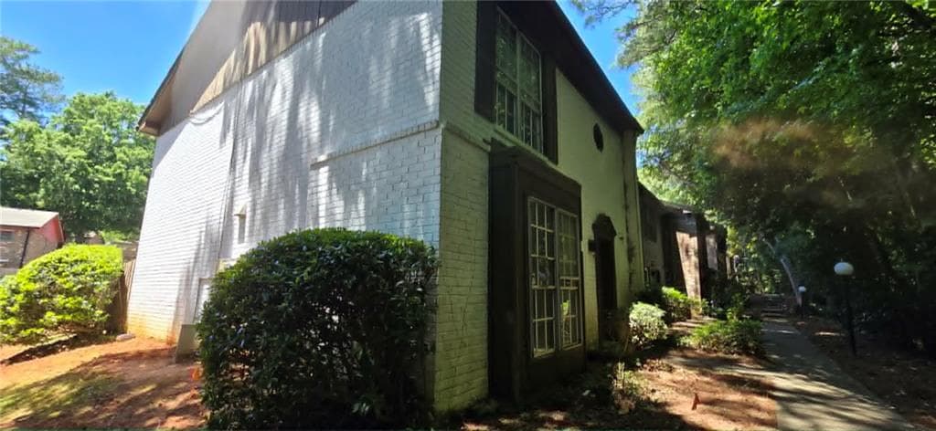 3 bedroom, 3 bathroom, 1,414 sq ft condominium for sale at 673 Garden Walk Drive, Stone Mountain, GA 30083