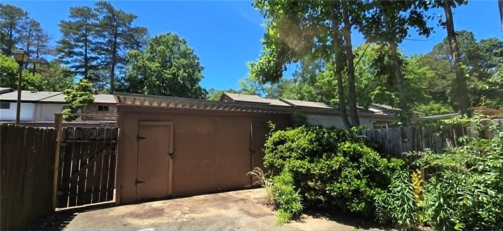 3 bedroom, 3 bathroom, 1,414 sq ft condominium for sale at 673 Garden Walk Drive, Stone Mountain, GA 30083 — photo 4