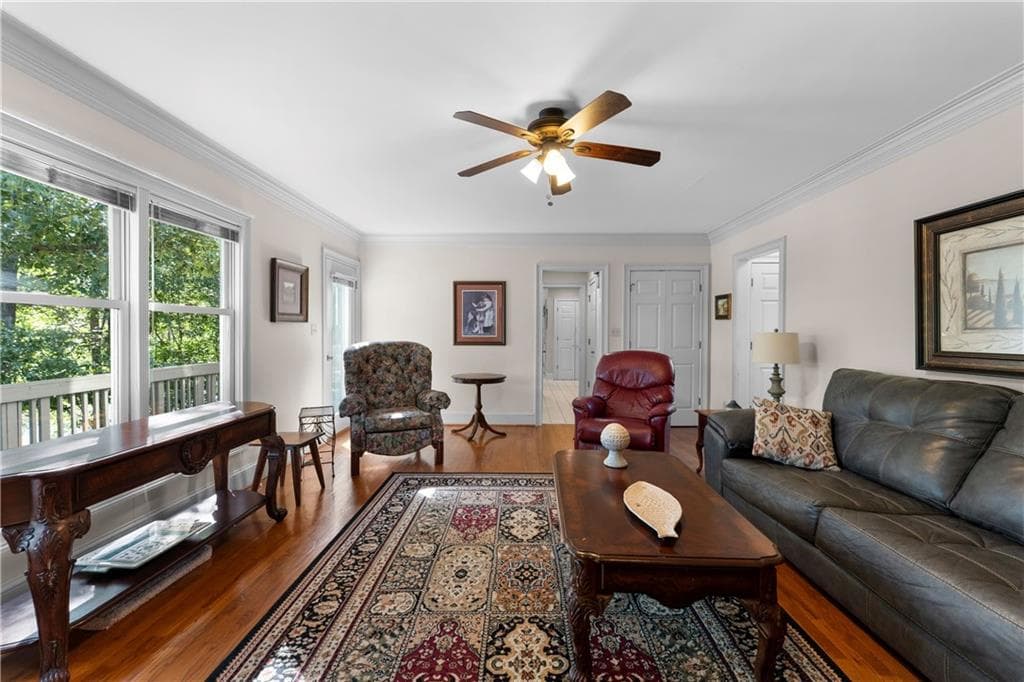 4 bedroom, 3 bathroom, 2,956 sq ft single family residence under contract at 24 Commerce Row, Cartersville, GA 30121 — photo 9