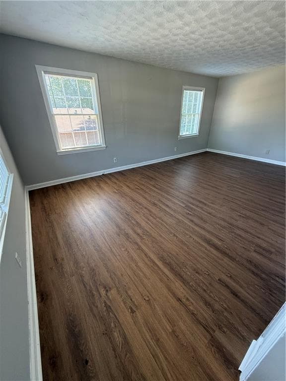 4 bedroom, 2 bathroom, 1,715 sq ft single family residence for sale at 2120 Milano Drive, Columbus, GA 31903 — photo 3
