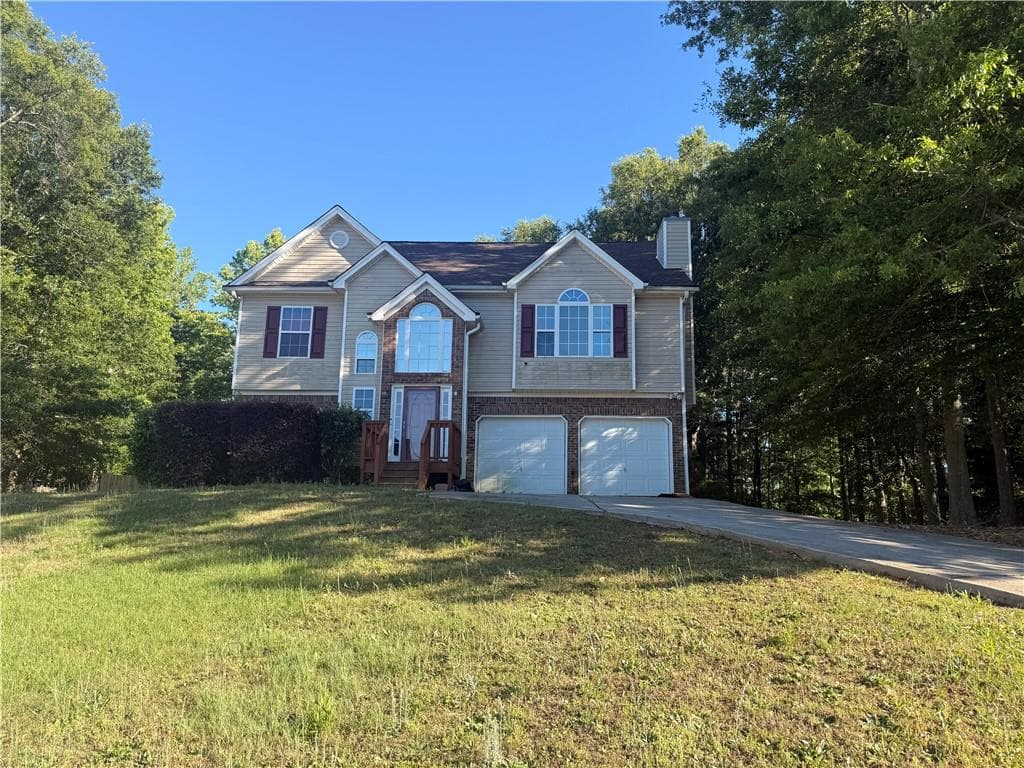 5 bedroom, 3 bathroom, 2,389 sq ft single family residence for sale at 449 Abbey Place, Villa Rica, GA 30180 — photo 2