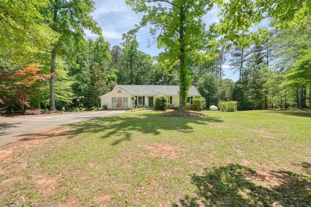 4 bedroom, 2 bathroom, 1,480 sq ft single family residence for sale at 367 Bradshaw Lane, Canton, GA 30115 — photo 9