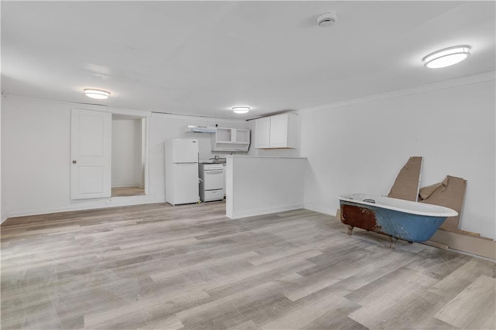 other for sale at 1640 Lakewood Avenue, Atlanta, GA 30315 — photo 6