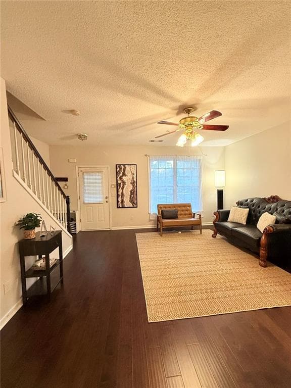 2 bedroom, 3 bathroom, 1,218 sq ft townhouse for sale at 2290 Whitestone Place, Alpharetta, GA 30005 — photo 4