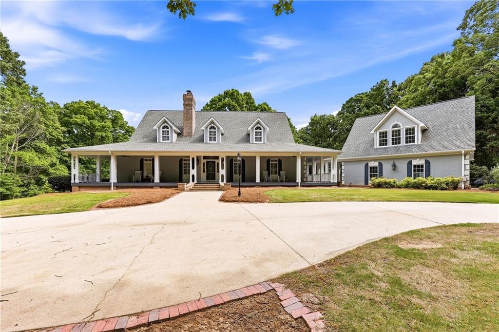 4 bedroom, 5 bathroom, 7,821 sq ft single family residence for sale at 4264 Joe Chandler Road, Gillsville, GA 30543 — photo 4
