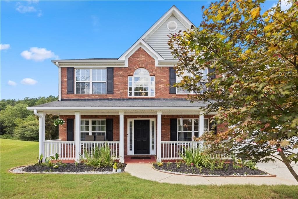 4 bedroom, 3 bathroom, 2,998 sq ft single family residence for sale at 4041 Oak Crossing Drive, Suwanee, GA 30024 — photo 1 of 67
