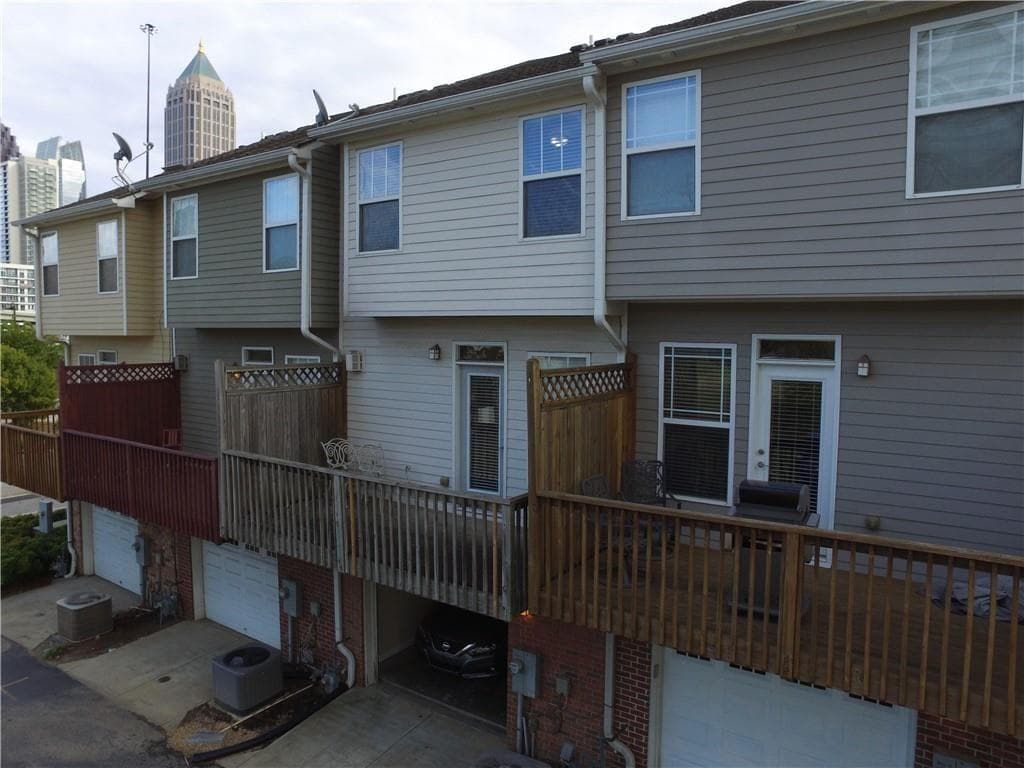 3 bedroom, 4 bathroom, 1,270 sq ft townhouse for rent at 201 16th NW Street 2, Atlanta, GA 30363 for $2,650 a month — photo 4