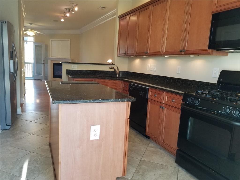3 bedroom, 4 bathroom, 1,270 sq ft townhouse for rent at 201 16th NW Street 2, Atlanta, GA 30363 for $2,650 a month — photo 10