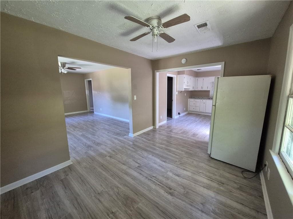 2 bedroom, 1 bathroom, 1,139 sq ft single family residence for sale at 4 Lambert Drive, Columbus, GA 31903 — photo 7