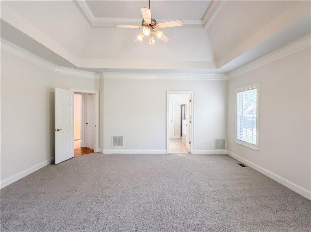 4 bedroom, 4 bathroom, 4,686 sq ft single family residence under contract at 8111 Crestview Drive, Covington, GA 30014 — photo 4