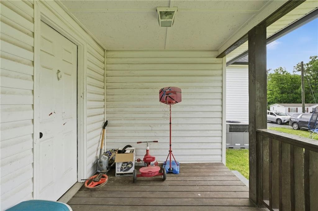 3 bedroom, 2 bathroom, 1,480 sq ft single family residence for sale at 400 Sam Love Road, Rocky Face, GA 30740 — photo 9