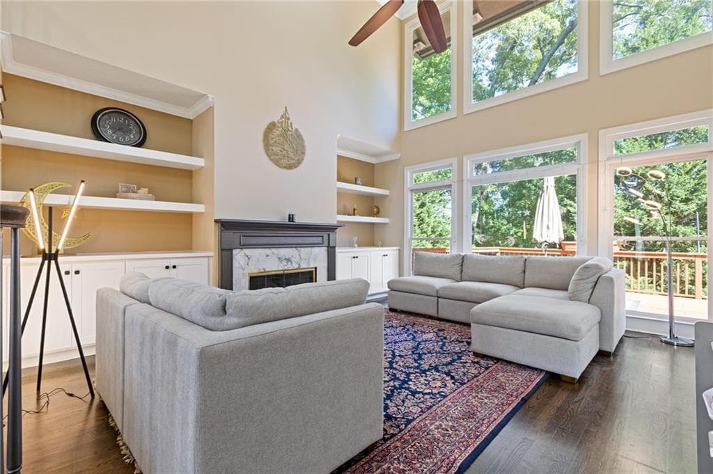 5 bedroom, 4 bathroom, 4,300 sq ft single family residence for sale at 264 Spalding Gates Drive, Atlanta, GA 30328 — photo 7
