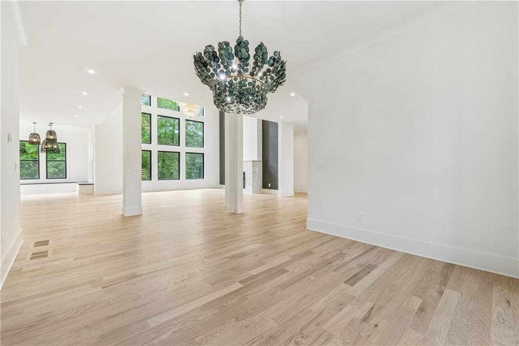 7 bedroom, 8 bathroom, 8,000 sq ft single family residence under contract at 4052 Providence Road, Marietta, GA 30062 — photo 5
