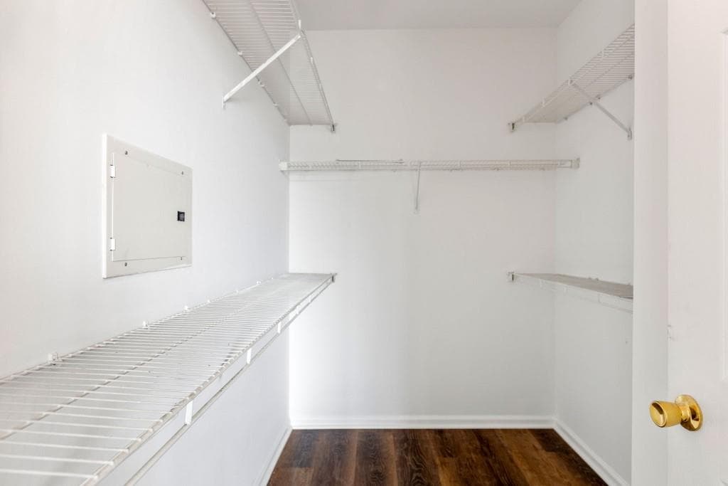 2 bedroom, 2 bathroom, 1,130 sq ft condominium for sale at 2700 Pine Tree Road 1317, Atlanta, GA 30324 — photo 10