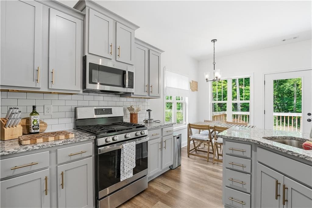 3 bedroom, 3 bathroom, 2,442 sq ft single family residence for sale at 6030 Crowley Drive, Douglasville, GA 30135 — photo 6