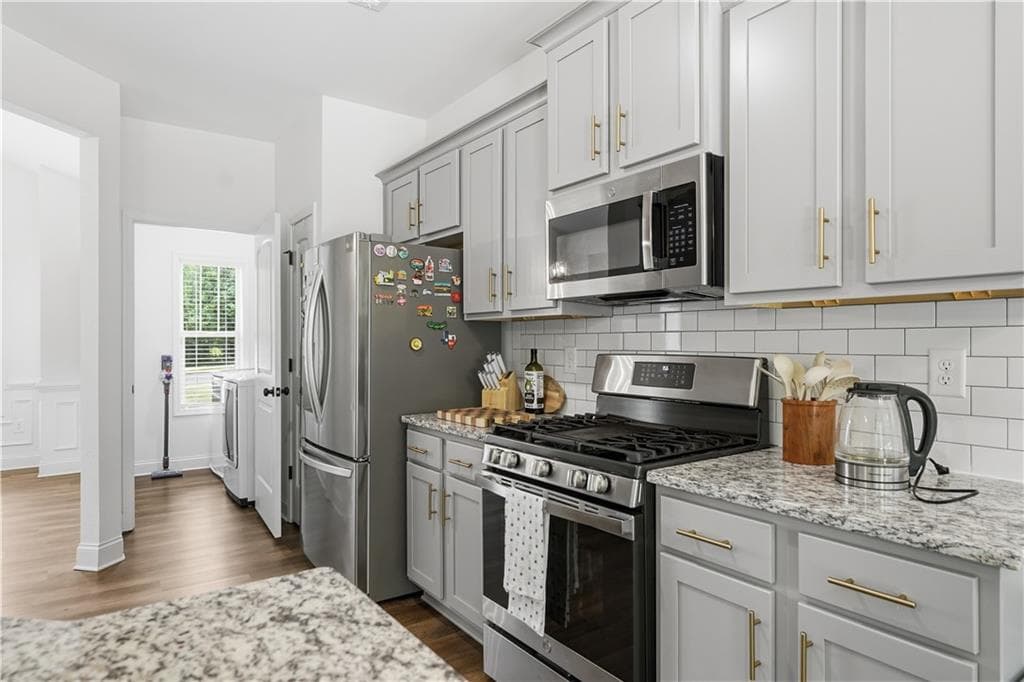 3 bedroom, 3 bathroom, 2,442 sq ft single family residence for sale at 6030 Crowley Drive, Douglasville, GA 30135 — photo 9