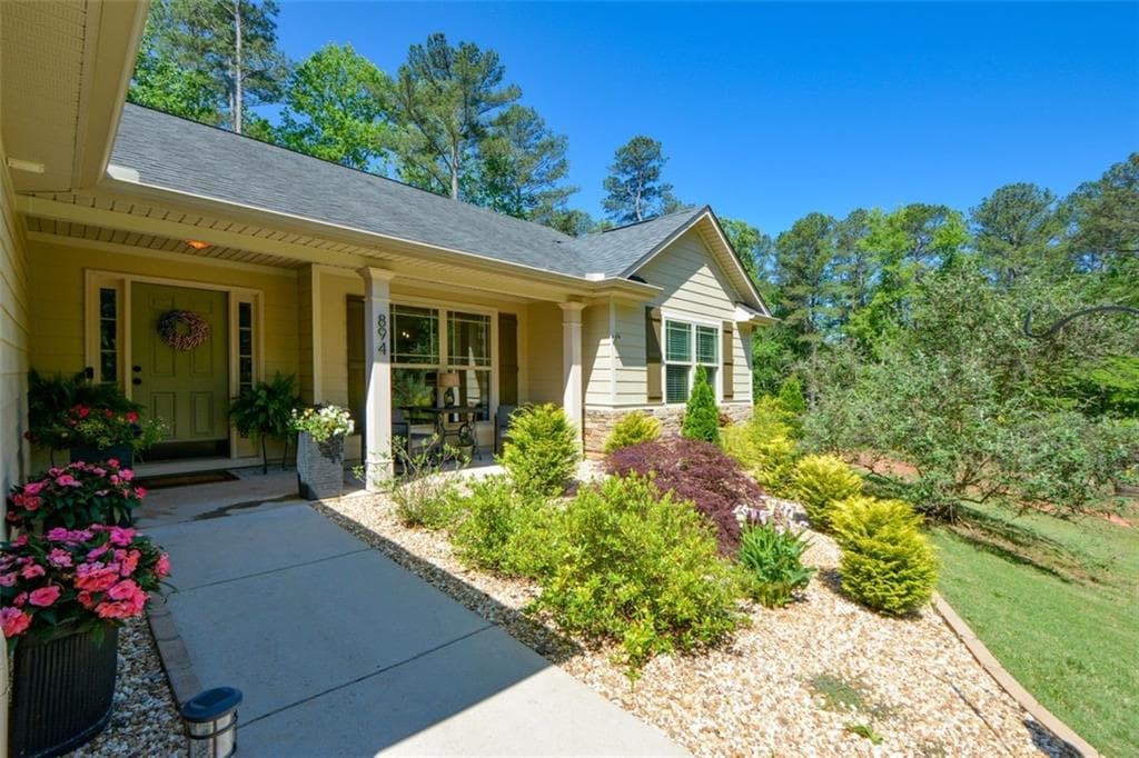 894 Happy Valley Circle, Newnan, GA 30263 — most recent listing photo