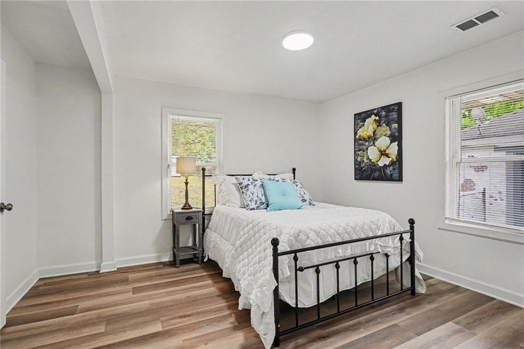 2 bedroom, 2 bathroom, 1,092 sq ft single family residence for sale at 1950 Glendale Drive, Decatur, GA 30032 — photo 7