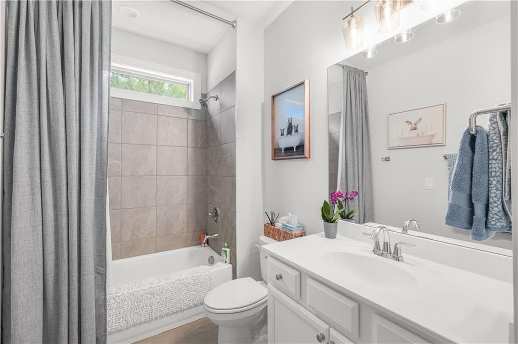 4 bedroom, 3 bathroom, 3,010 sq ft single family residence for sale at 94 Vandiver Court, Acworth, GA 30101 — photo 5