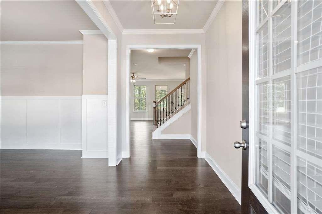 5 bedroom, 4 bathroom, 2,562 sq ft single family residence for sale at 3946 Lockaby Way, Lawrenceville, GA 30044 — photo 2