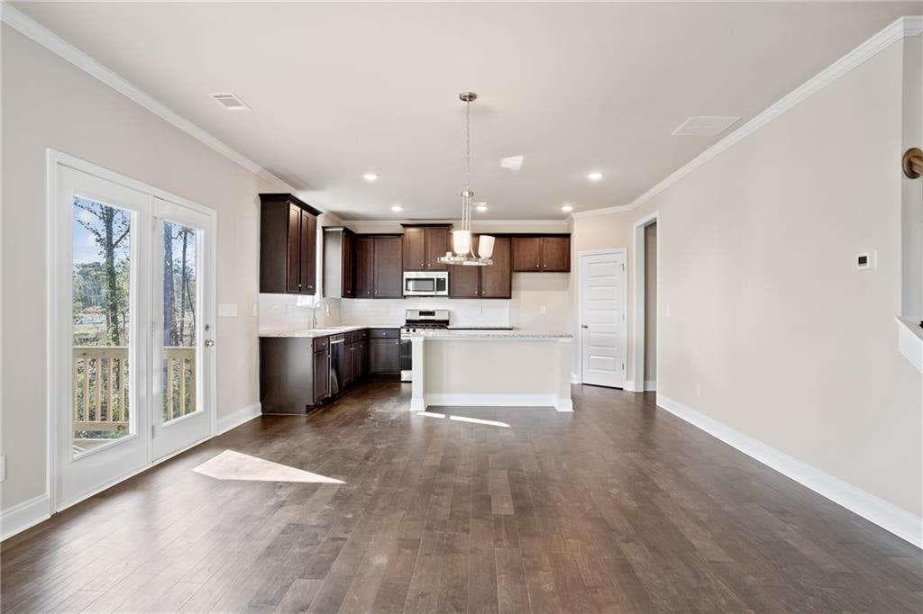 5 bedroom, 4 bathroom, 2,562 sq ft single family residence for sale at 3946 Lockaby Way, Lawrenceville, GA 30044 — photo 9
