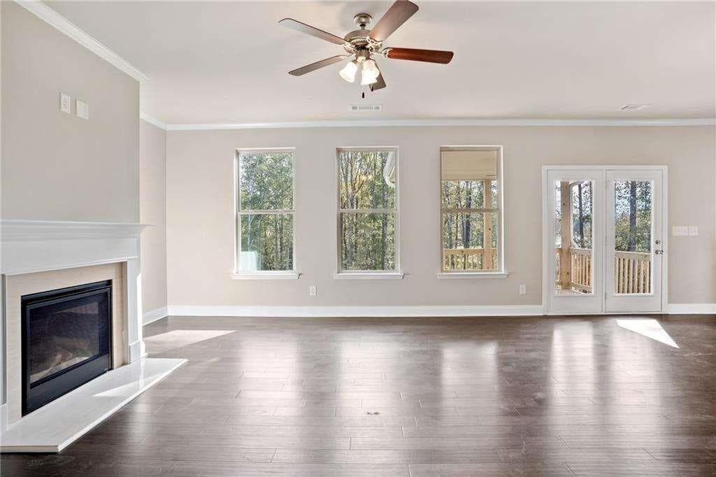 5 bedroom, 4 bathroom, 2,562 sq ft single family residence for sale at 3946 Lockaby Way, Lawrenceville, GA 30044 — photo 6