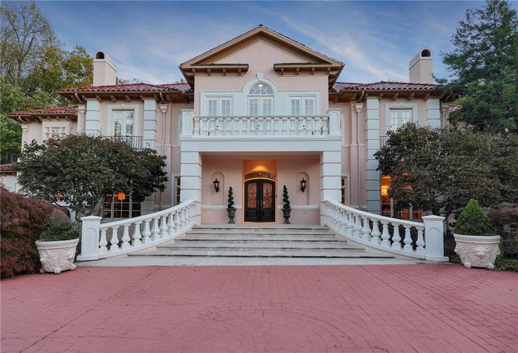 11 bedroom, 11 bathroom, 22,000 sq ft single family residence for sale at 15380 Tullgean Drive, Milton, GA 30004 — photo 4