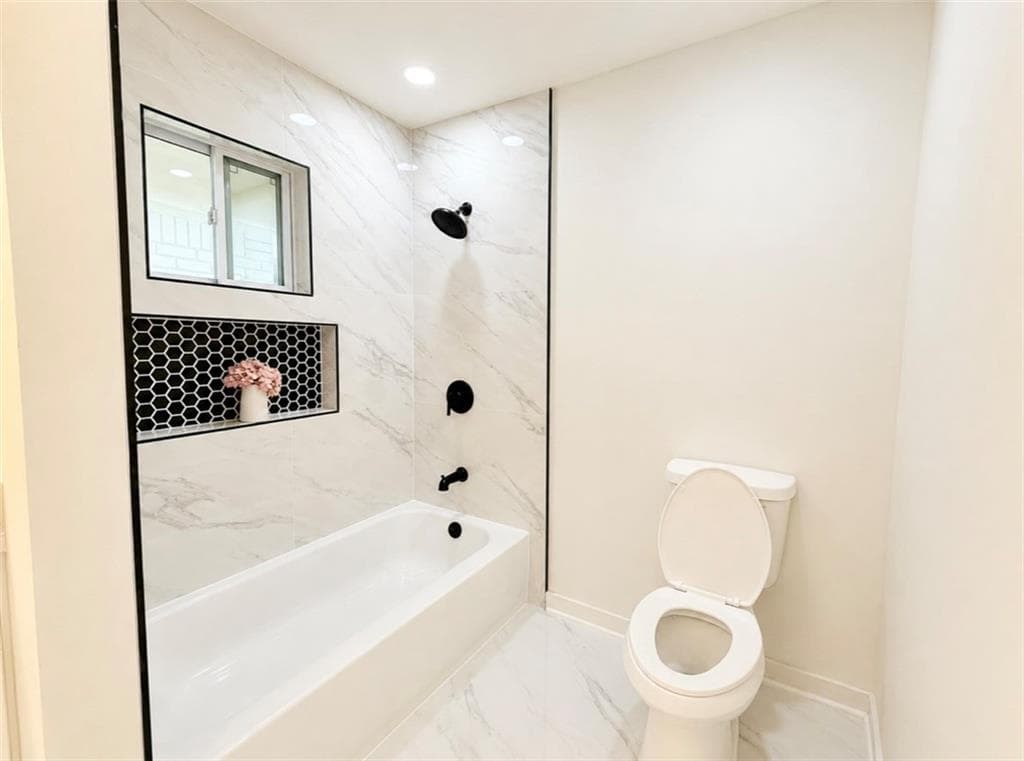 4 bedroom, 2 bathroom, 3,236 sq ft single family residence for sale at 3994 E Hilda Circle, Decatur, GA 30035 — photo 7