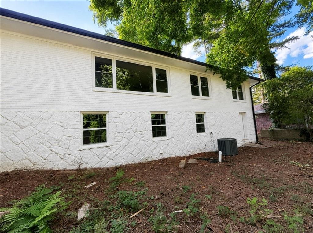 4 bedroom, 2 bathroom, 3,236 sq ft single family residence for sale at 3994 E Hilda Circle, Decatur, GA 30035 — photo 10