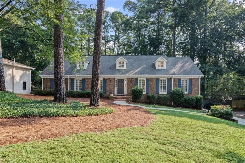 5 bedroom, 4 bathroom, 4,891 sq ft single family residence sold at 5513 North Peachtree Rd, Dunwoody, GA 30338