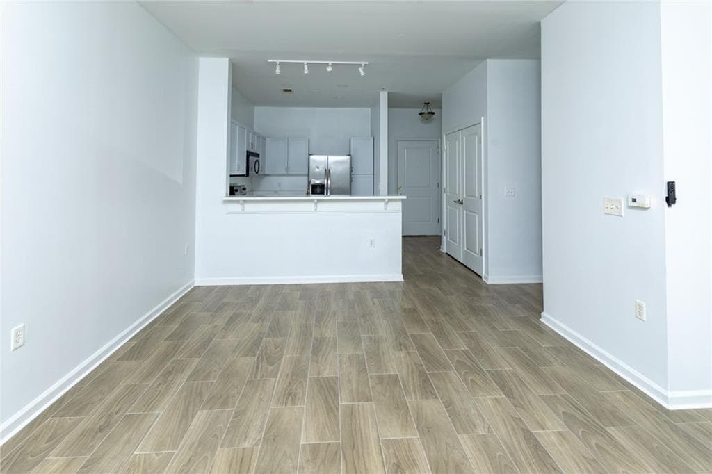 1 bedroom, 1 bathroom, 810 sq ft condominium for sale at 870 Mayson Turner Road 1144, Atlanta, GA 30314 — photo 6