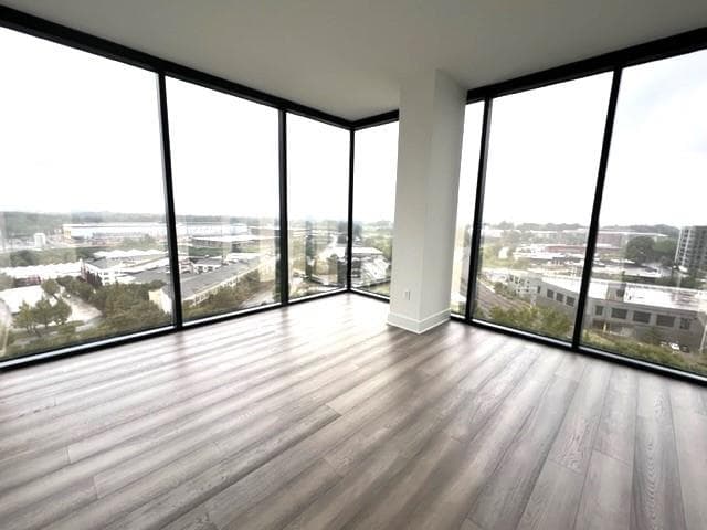 2 bedroom, 3 bathroom, 1,394 sq ft condominium for rent at 788 W Marietta Street 914, Atlanta, GA 30318 for $3,500 a month — photo 1 of 25