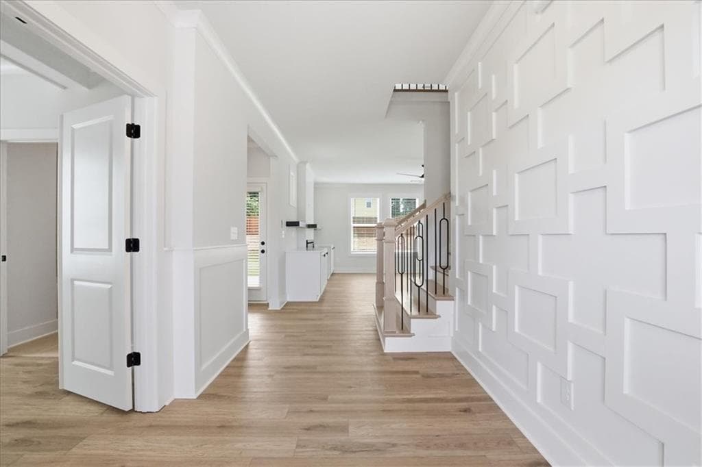 5 bedroom, 4 bathroom, 3,300 sq ft single family residence for sale at 2219 Reserve Park Lane, Lawrenceville, GA 30043 — photo 4
