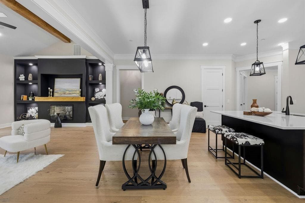 4 bedroom, 4 bathroom, 3,076 sq ft single family residence for sale at 575 Lawrence Street, Marietta, GA 30060 — photo 6