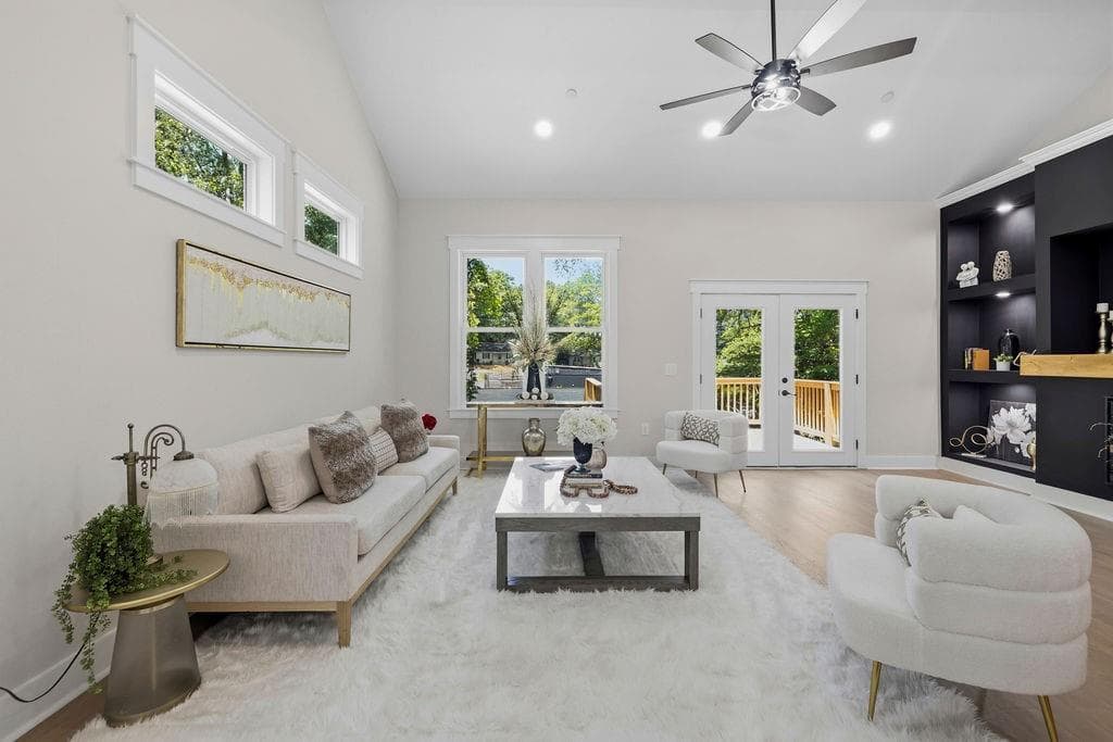 4 bedroom, 4 bathroom, 3,076 sq ft single family residence for sale at 575 Lawrence Street, Marietta, GA 30060 — photo 7